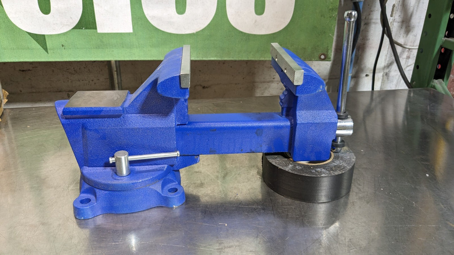 GIBRALTAR Bench & Pipe Combination Vise 6.5 Jaw Width 5-1/2 Jaw Opening G56413