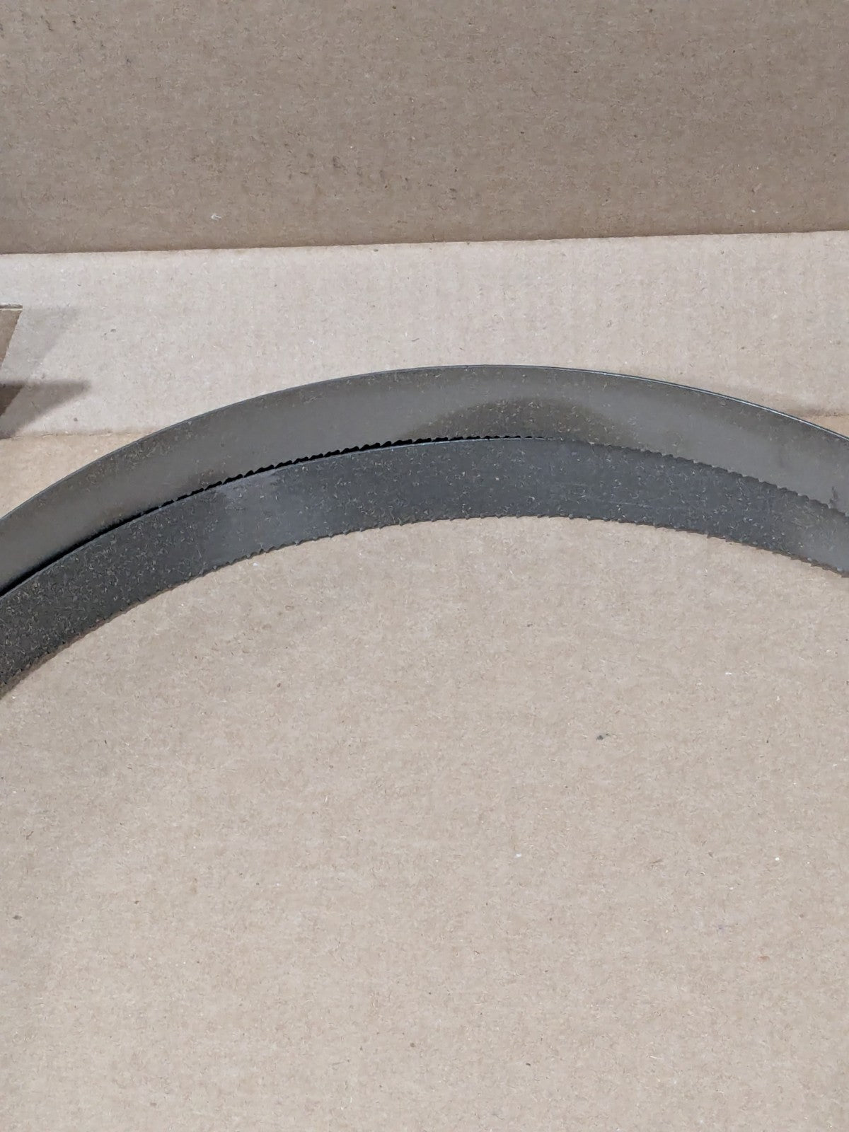 Irwin Welded Bandsaw Blade: 10' 1-3/4 Long x 1" Wide x 8 to 12 TPI 1930939