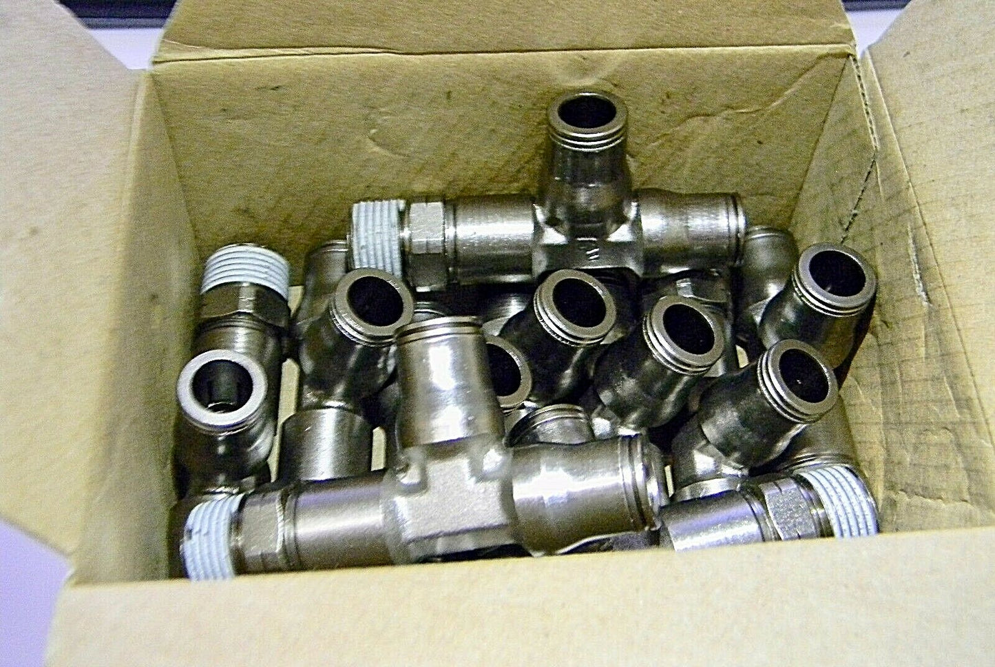 Legris 3/8" x  3/8 NPT Thread Brass Male Swivel Run Tees QTY 10  3203 60 18