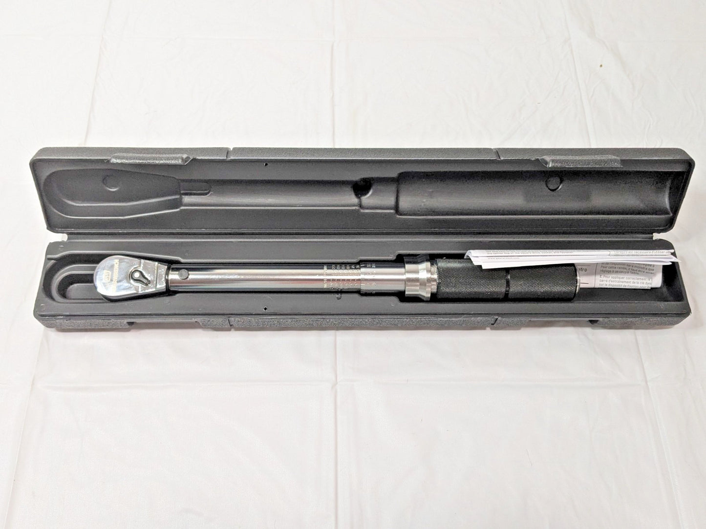 GEARWRENCH Micrometer Torque Wrench 3/8" DR 30"-250" Lb Max 85061M