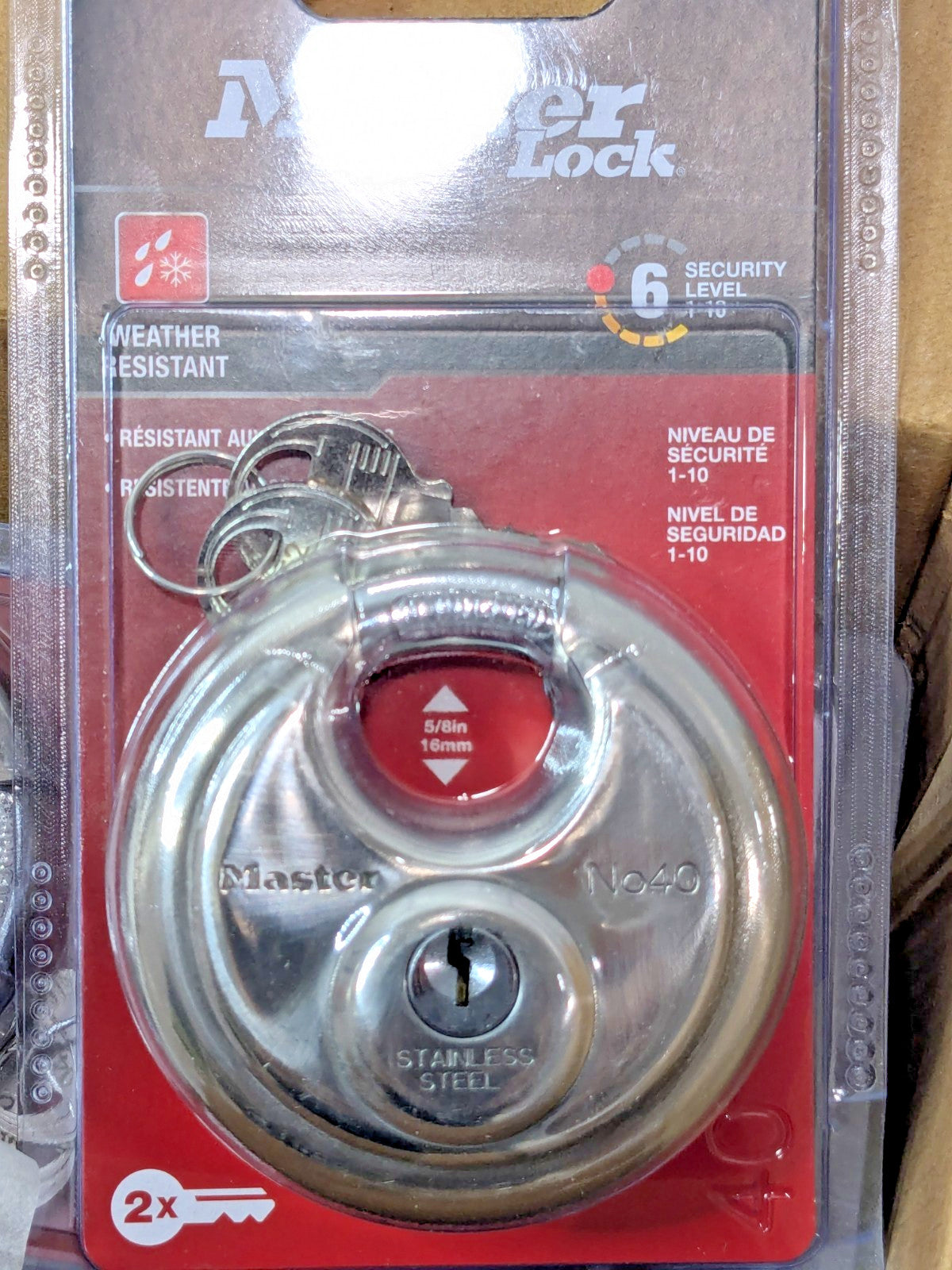 Master Lock 2-3/4" Wide Discus Padlock w/5/8" Shrouded Shackle QTY 6 4