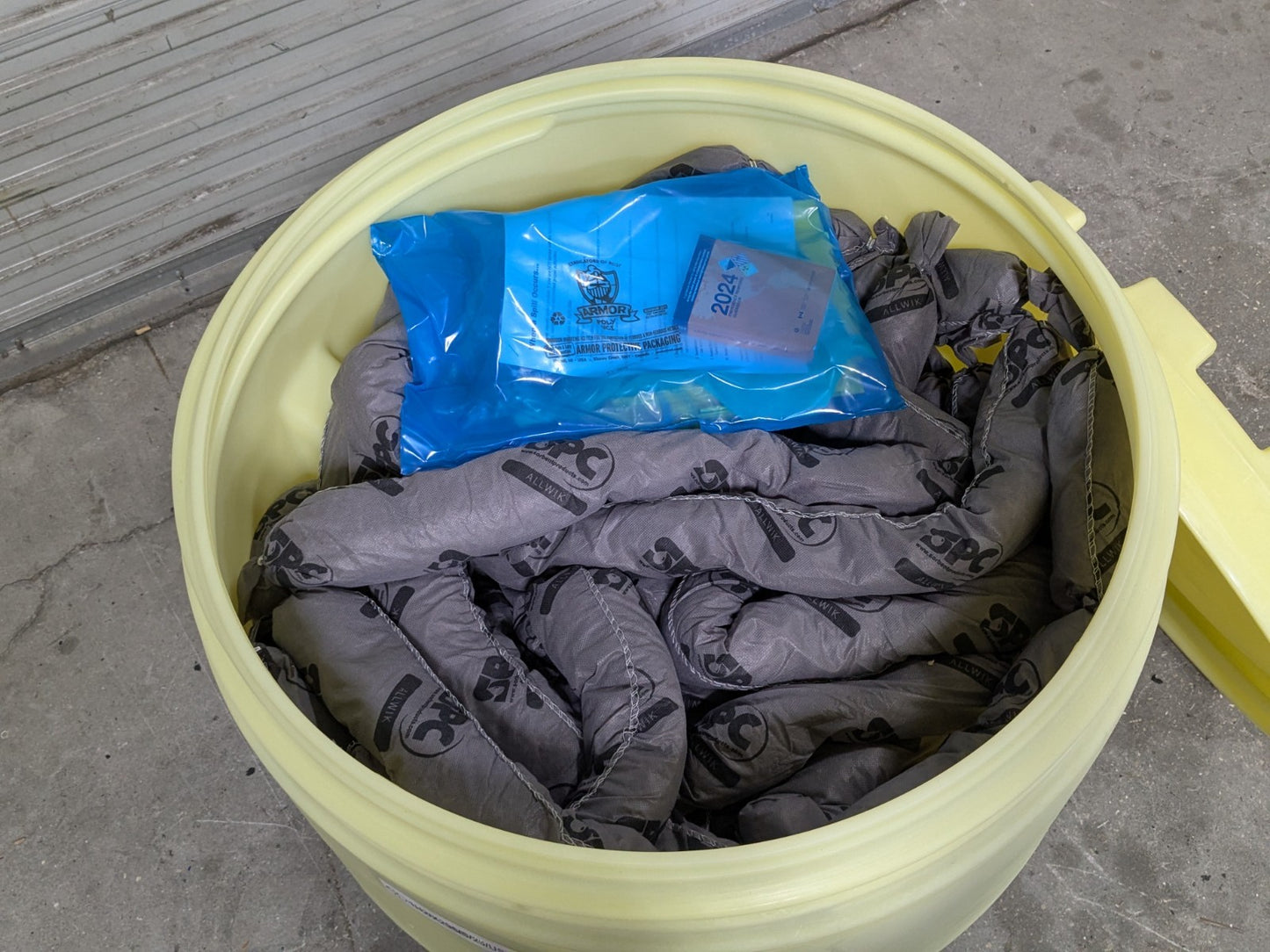 Brady SPC AllWik Universal Spill Kit 95 Gallon Drum SKA-95