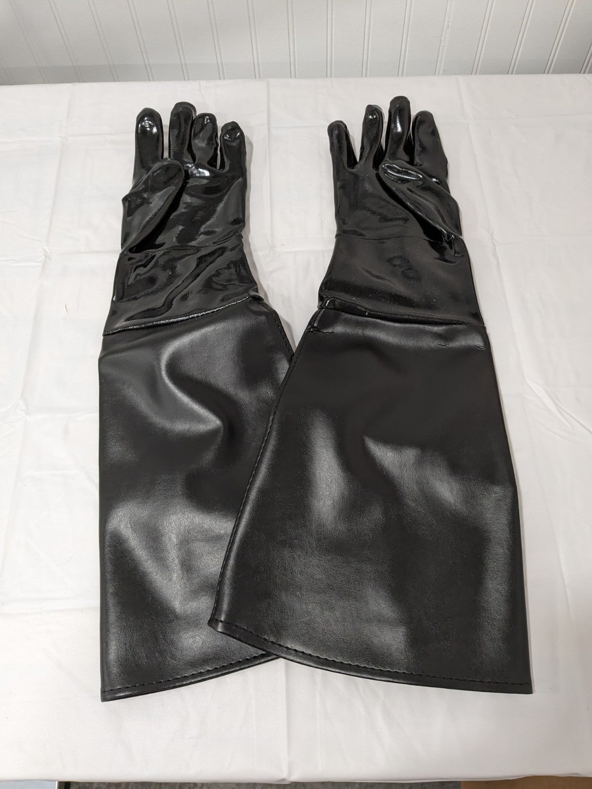 Cotton Lined Neoprene Sandblasting Gloves, 24" Overall Length Sz L 6024/10E