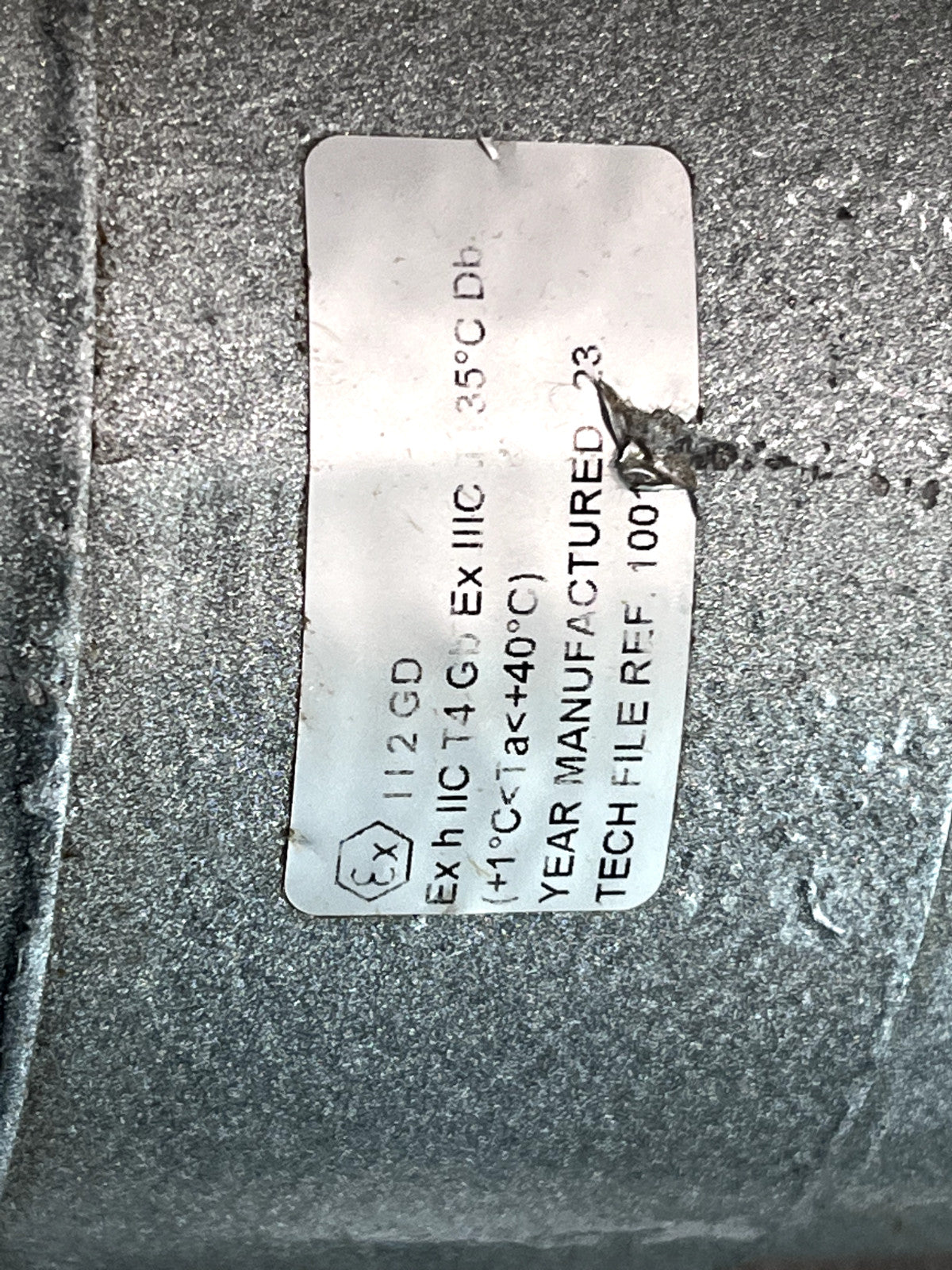 GAST 1-1/2 hp Reversible Face Air Actuated Motor 4AM-NRV-22B damaged