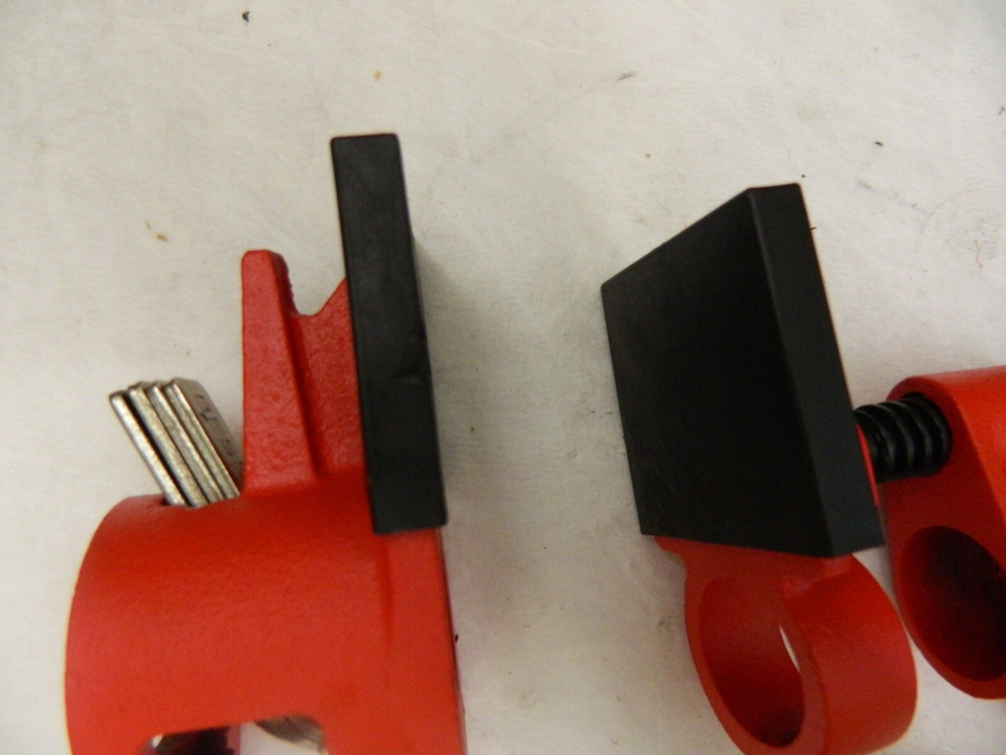 BESSEY set of 2  3/4 Pipe, 2-3/8 Throat Depth, Traditional Pipe Clamp PC34-2