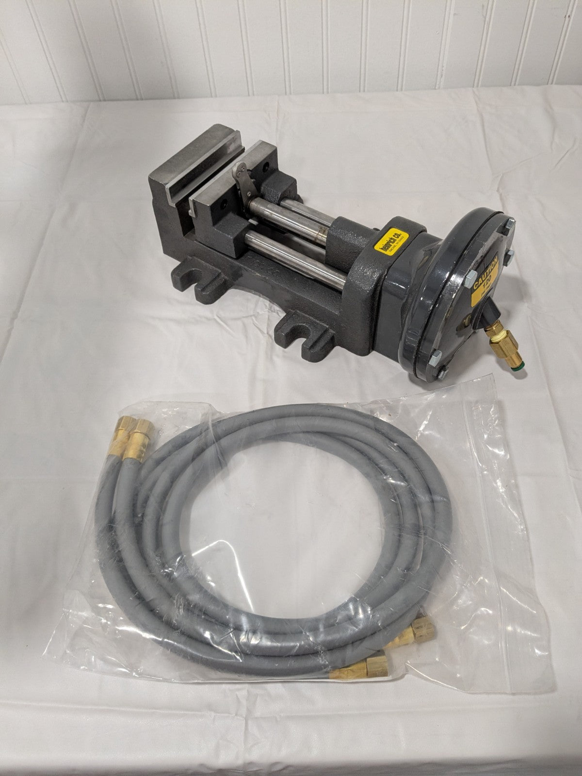 Heinrich Machine Vise Single-Station 4.0000" Width, 4-5/8" Opening 44 INCOMPLETE