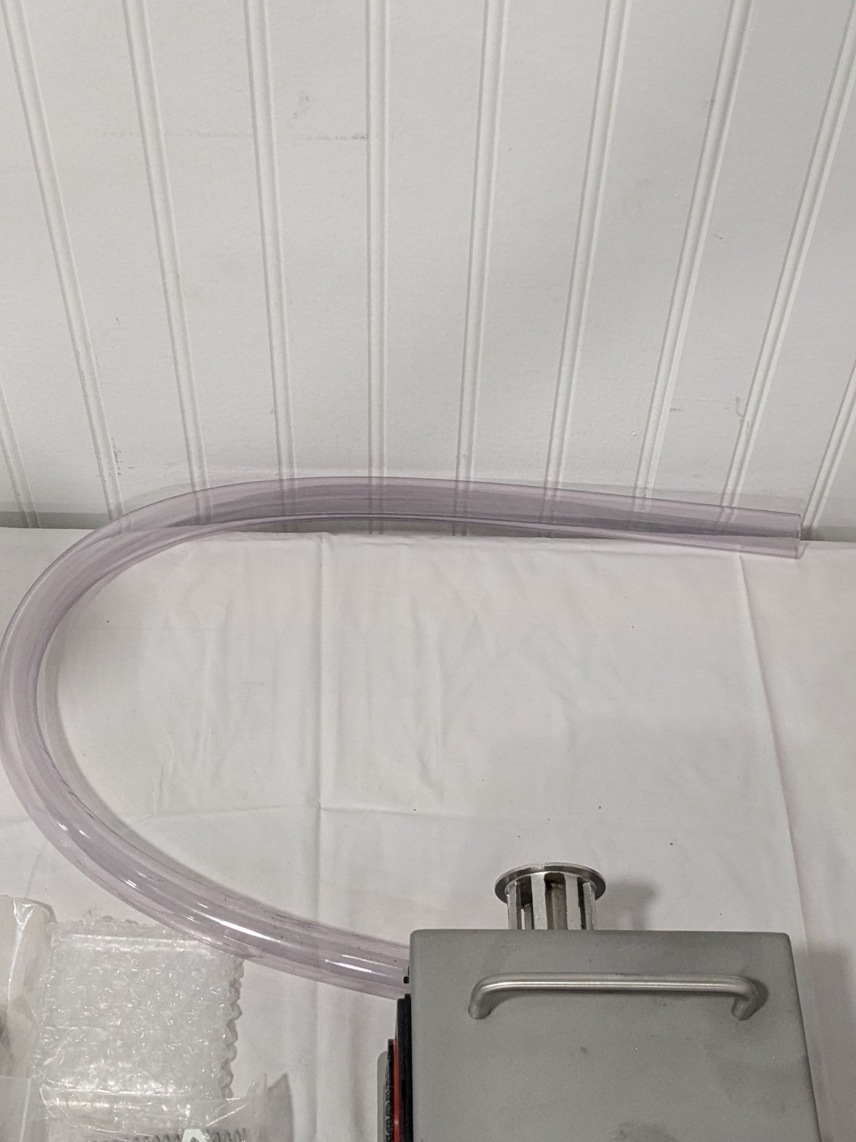 Abanaki Belt Oil Skimmer: 1.00 GPH, 18" Reach, with Motor SMMS1-18