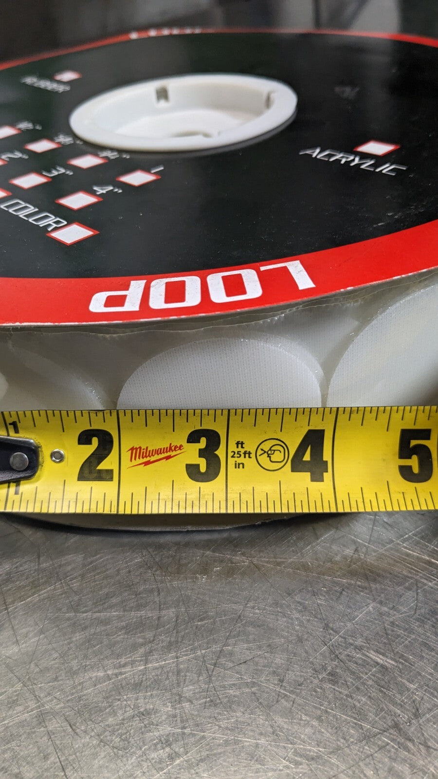 TAPE LOGIC Hook &amp; Loop Shape Dot Color White Piece Diameter 1-7/8 HLT166