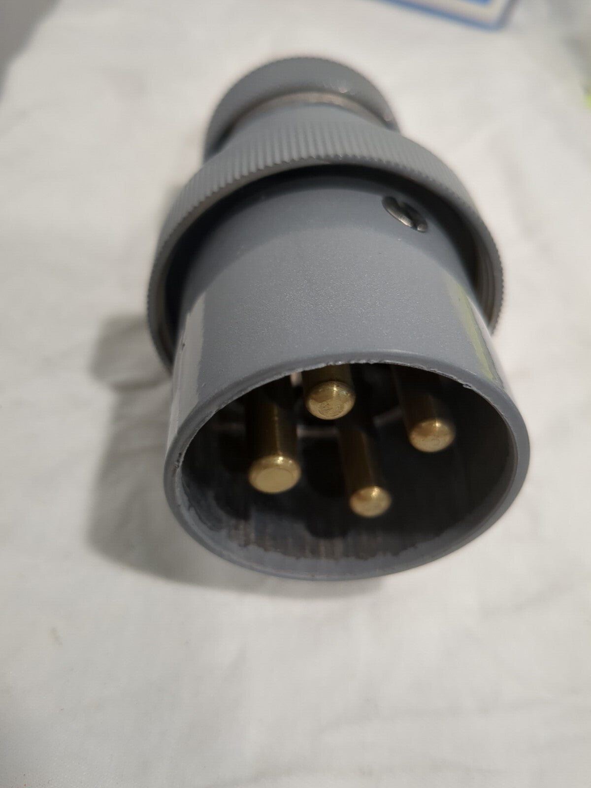 RUSSELLSTOLLPLUG 20A 3P4W 600V FS/FD (ALUMINUM) 3760
