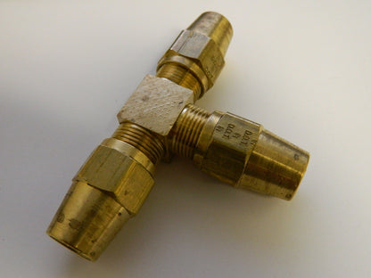 Parker 1/2" Tube OD Brass Compression Tube Union Tee QTY 2  264AB-8