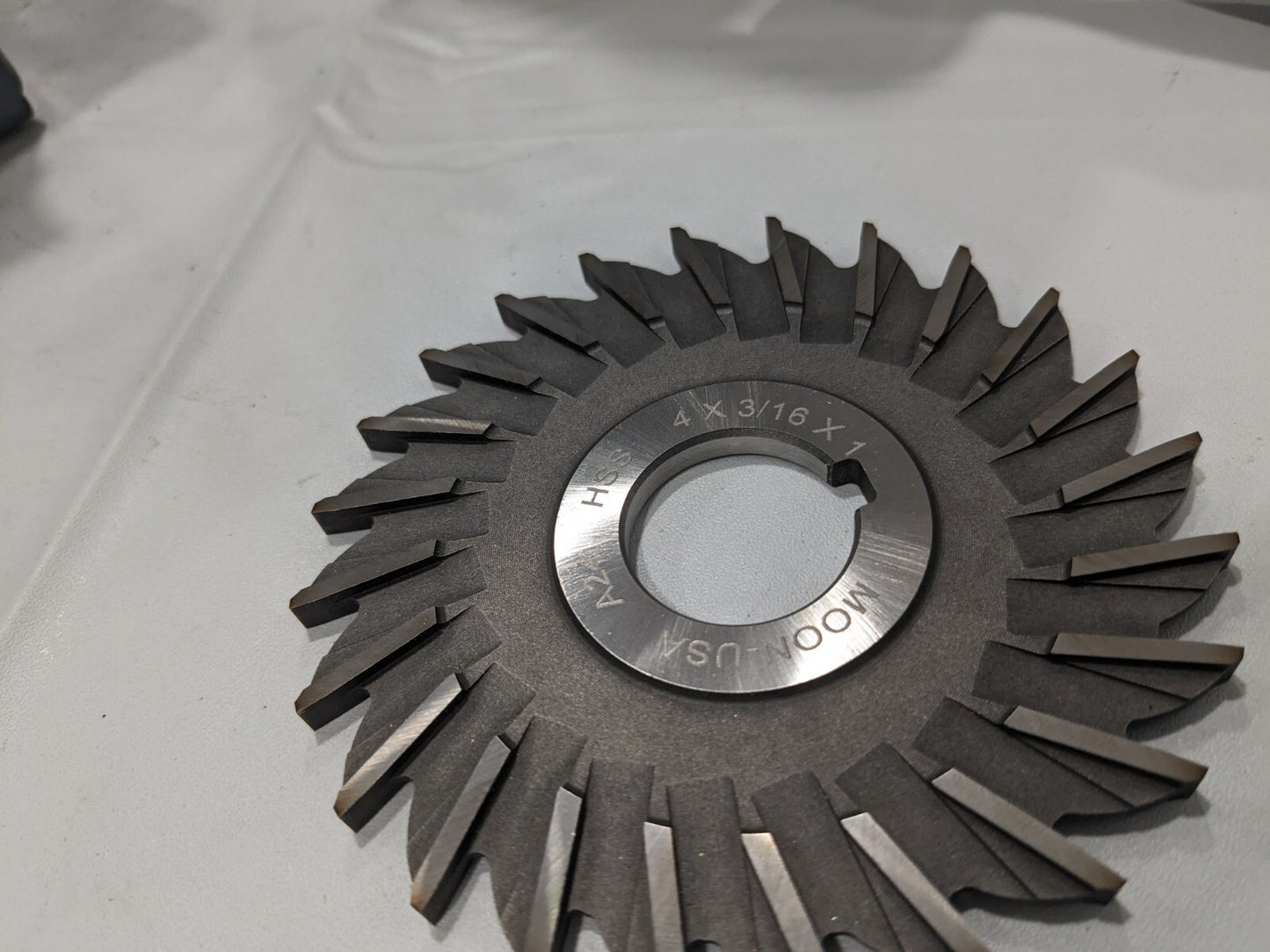 Side Milling Cutter 4"CutterDia 3/16" CuttingWidth 1"ArborHole 24Teeth SM4187
