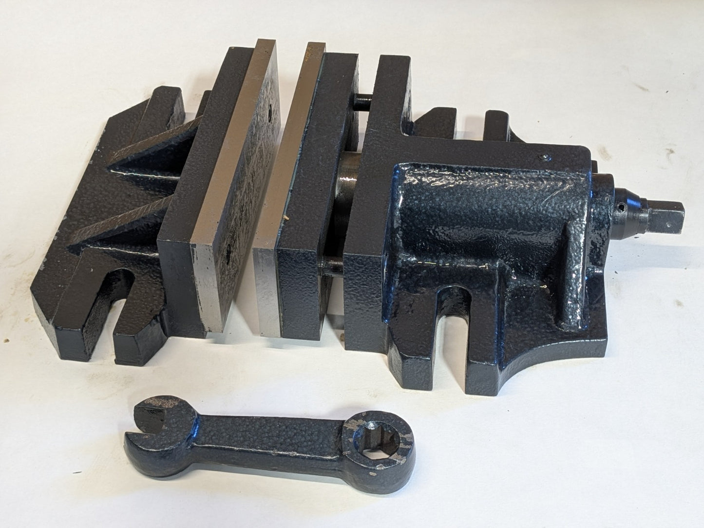 Quick Clamp 2-Piece Milling Machine Vise 8" Jaw Width 2-3/4" Jaw Heigh