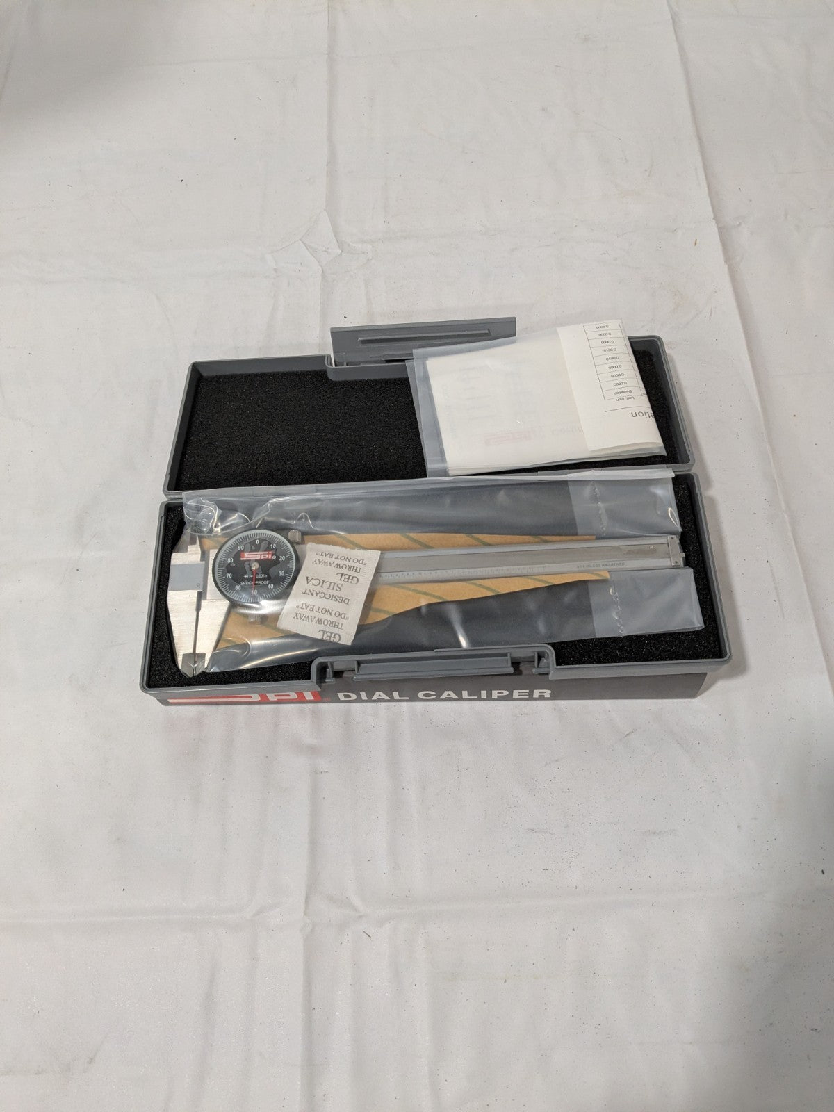 SPI Dial Caliper 0-6", Black Dial Face - 17-971-3