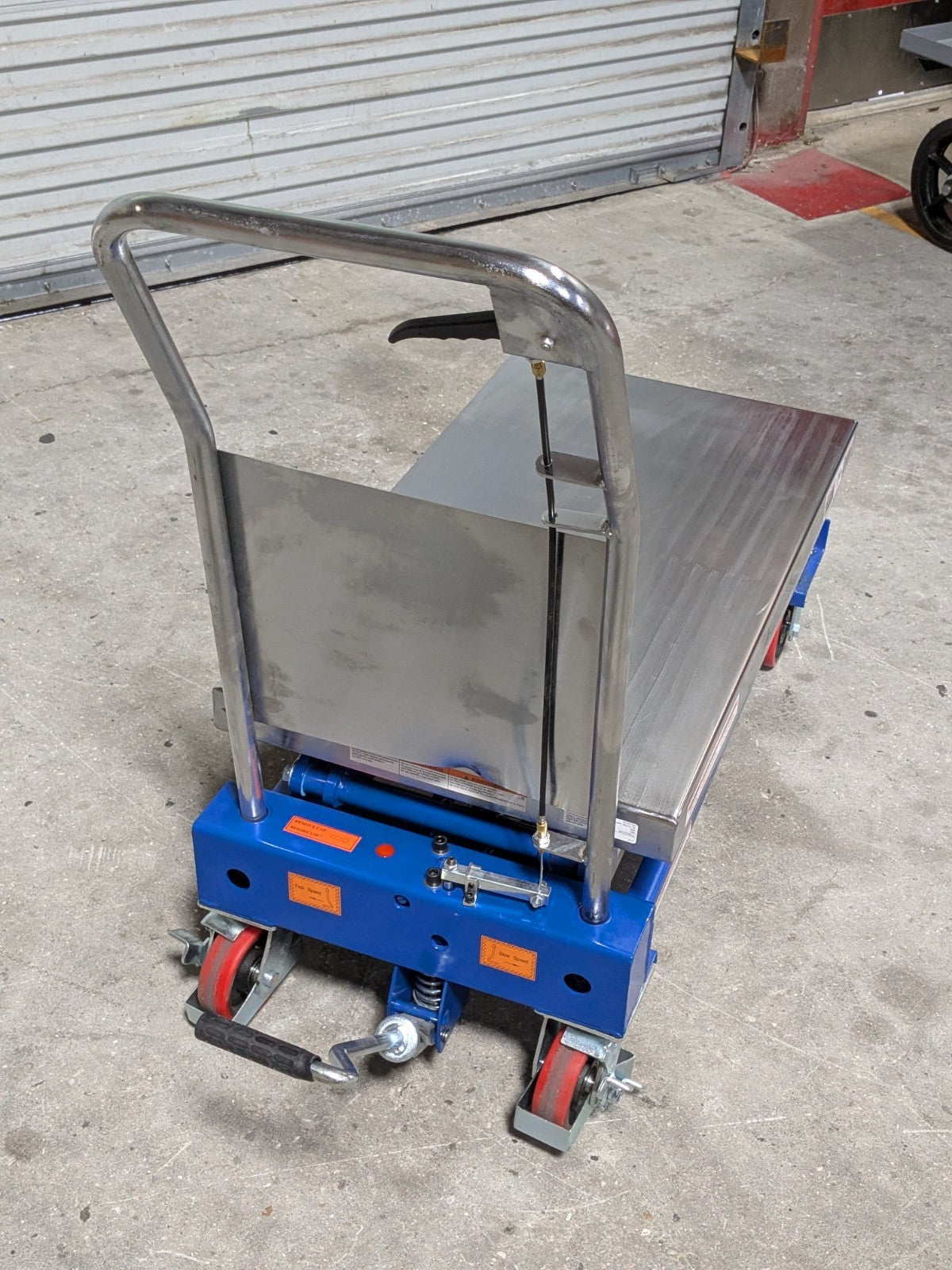 Vestil Hydraulic Elevating Cart 800 lb. Capacity 35 x 20 Platform CART-800-D-TS