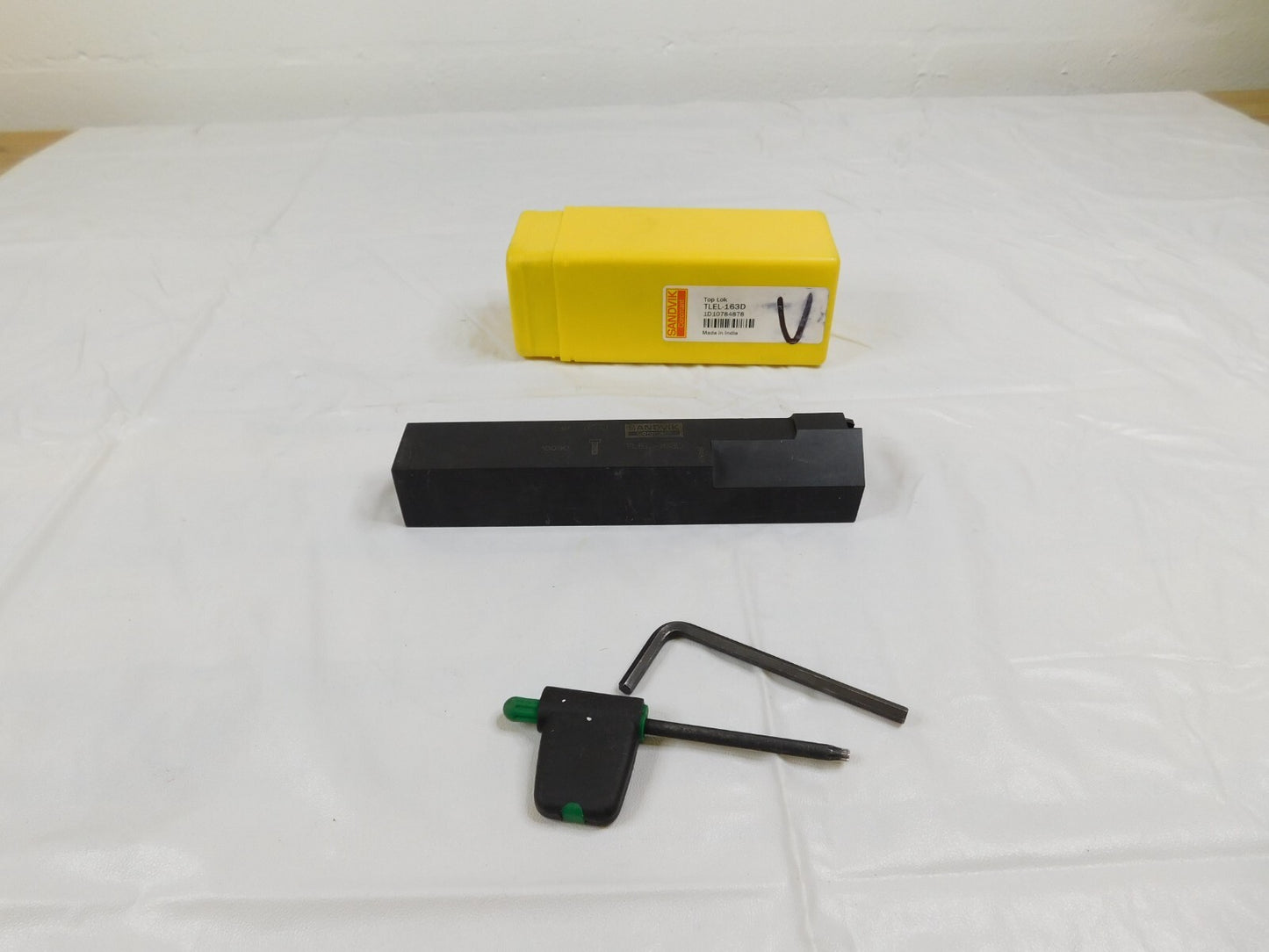 Sandvik Indexable Grooving Toolholder TLEL-163D Internal/External, LH 5753006