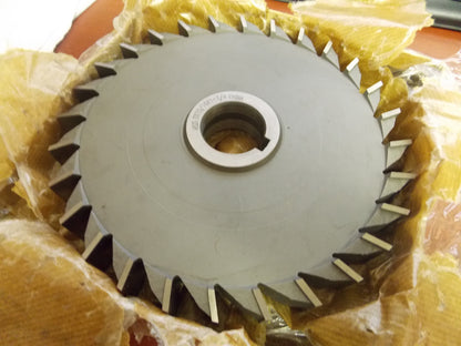 Side Milling Cutter 7" x 15/16" x 1-1/4" HSS 28T #3017489