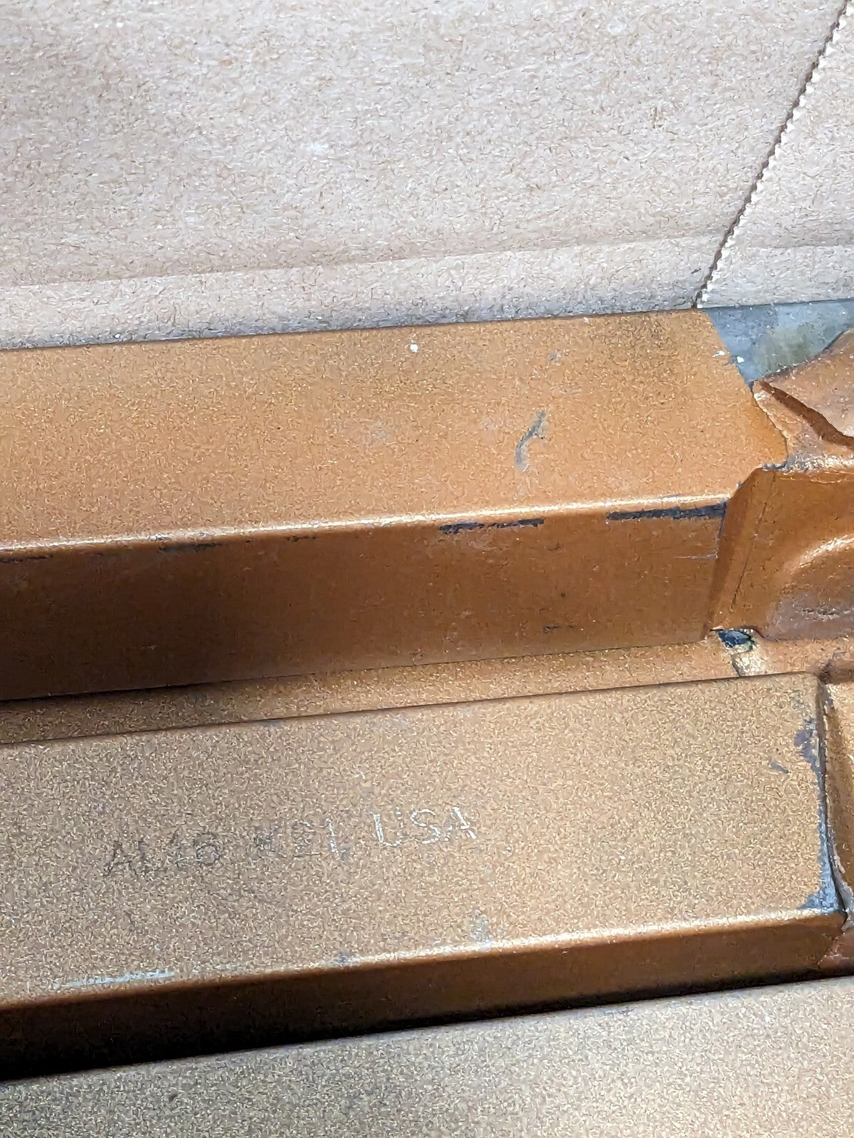 Single-Point Tool Bit: AL-16, 1" Shank Height, 1" Shank Width, K21 Qty