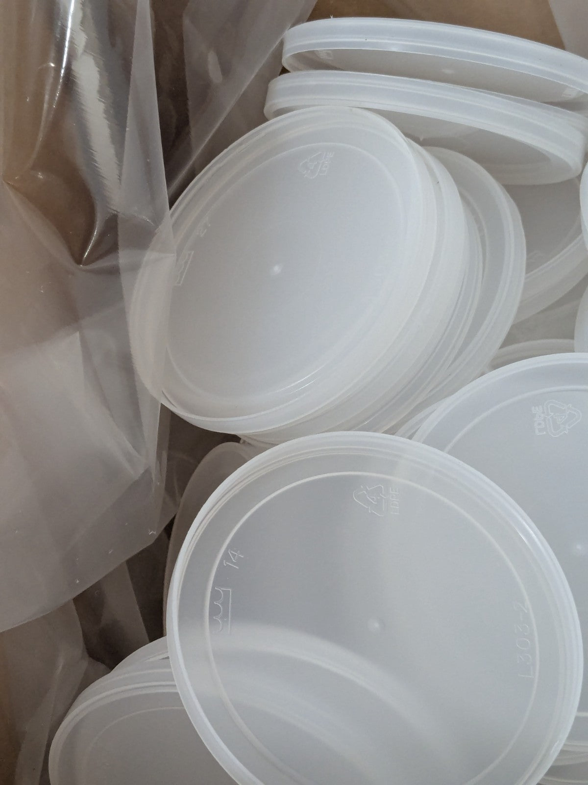 E-Z Mix 1/2 PINT WHITE 100/PK PLASTIC LID 70008L