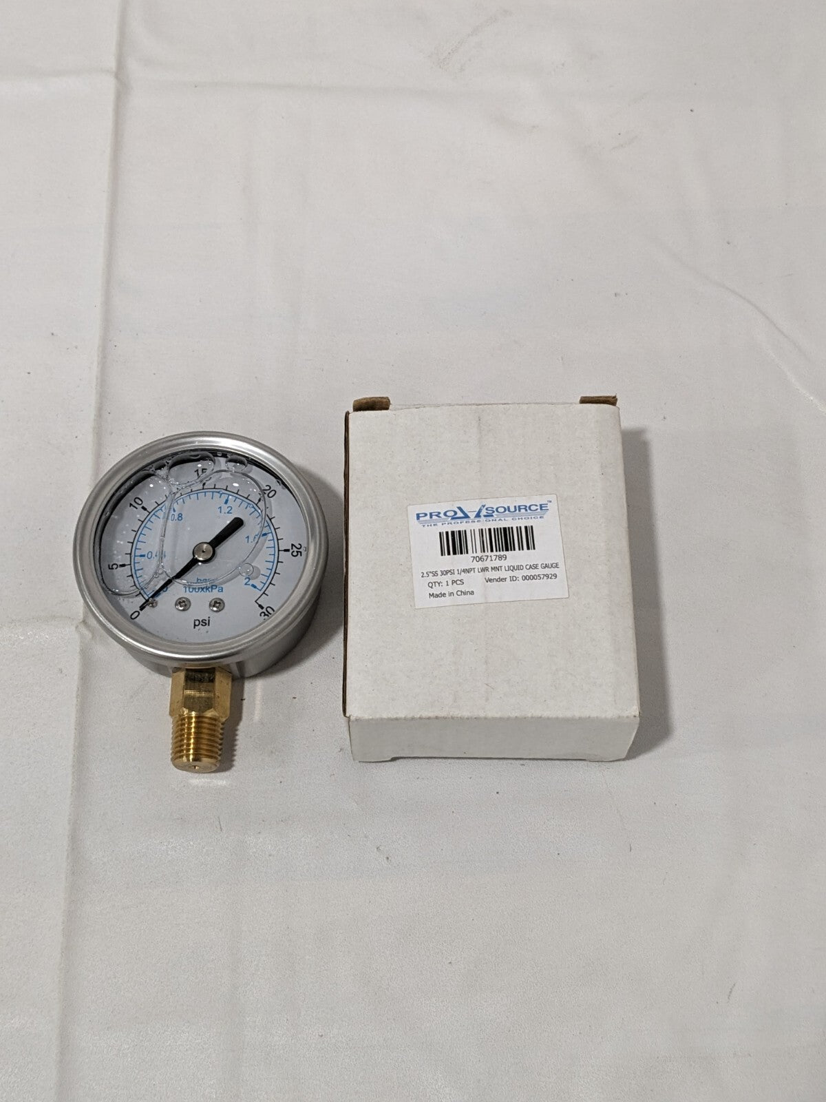 Pressure Gauge: 2-1/2" Dial, 30 psi, 1/4" Thread, NPT, Lower Mount 70671789