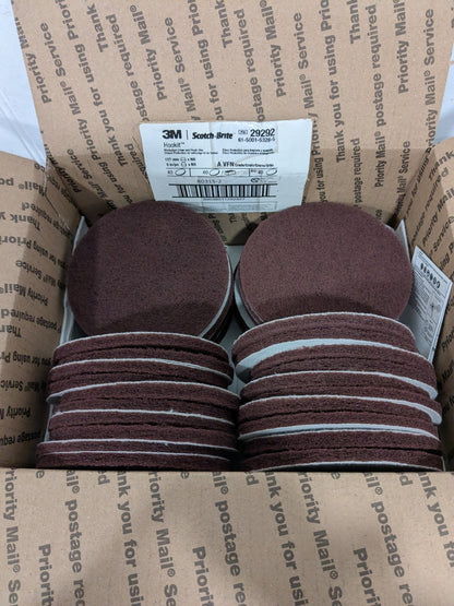 3M Hook &amp; Loop Disc: 5" Dia, Non-Woven, Aluminum Oxide Box of 40 710013