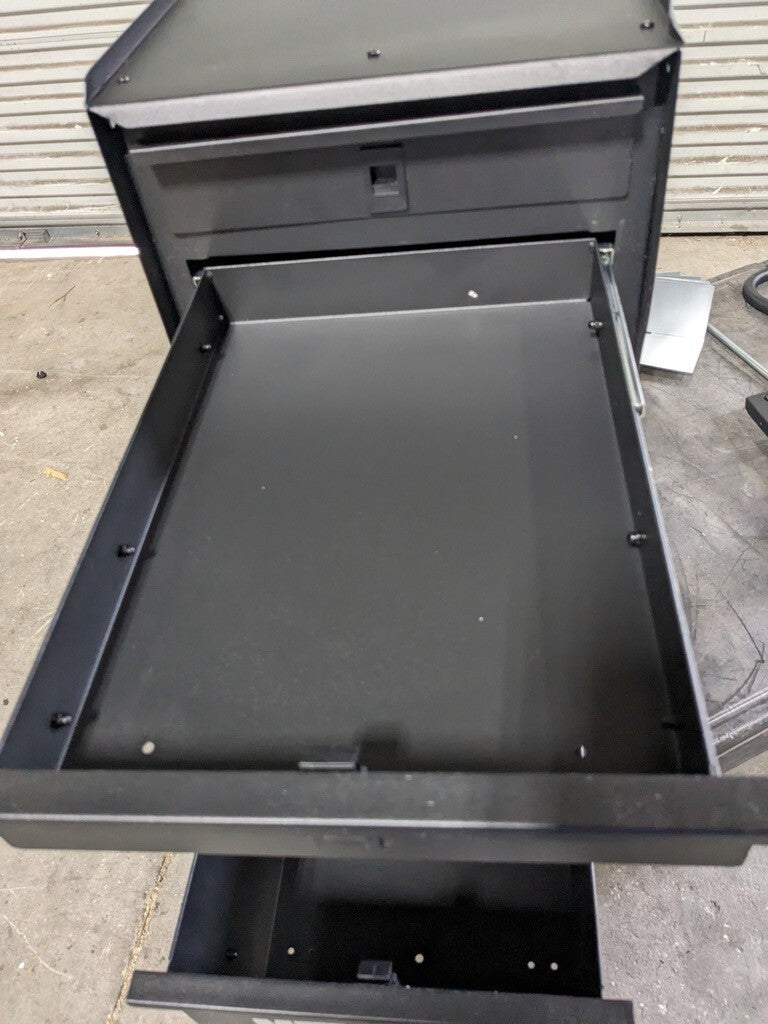 Metal Man Deluxe Welding Cabinet 4 Drawer 150 lb. Capacity DWC1 Scratch N Dent