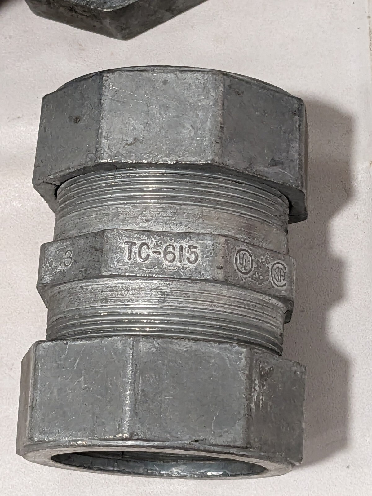 Neer 1-1/2" Die Cast Zinc EMT Gland Compression Coupling Qty 4 TC-615