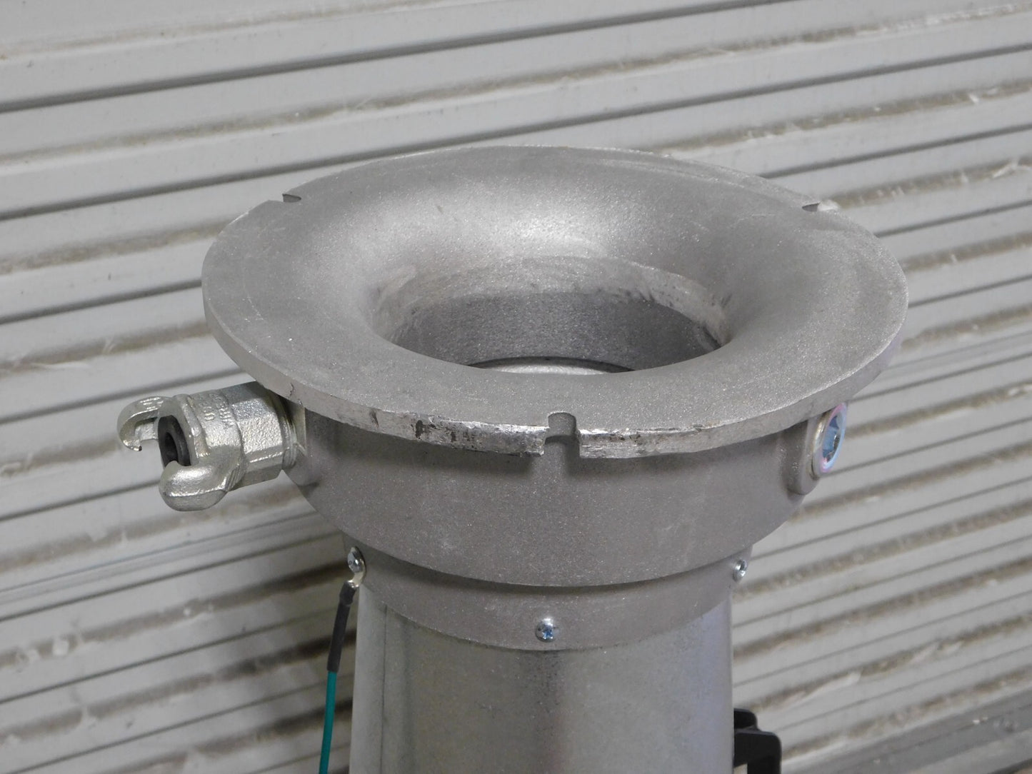 Allegro Galvanized Steel Venturi Style Pneumatic Blower 44-1/4" Long 9518-0