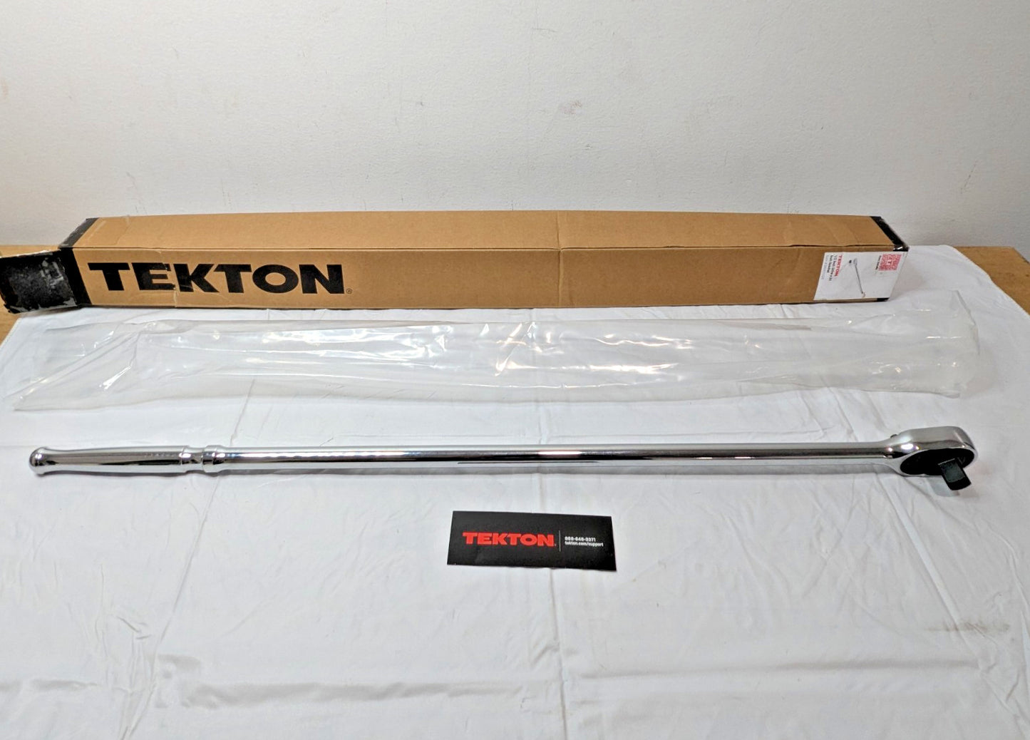 Tekton Non-Quick-Release Extra-Long Ratchet 1/2" Dr x 24" OAL SRH01224
