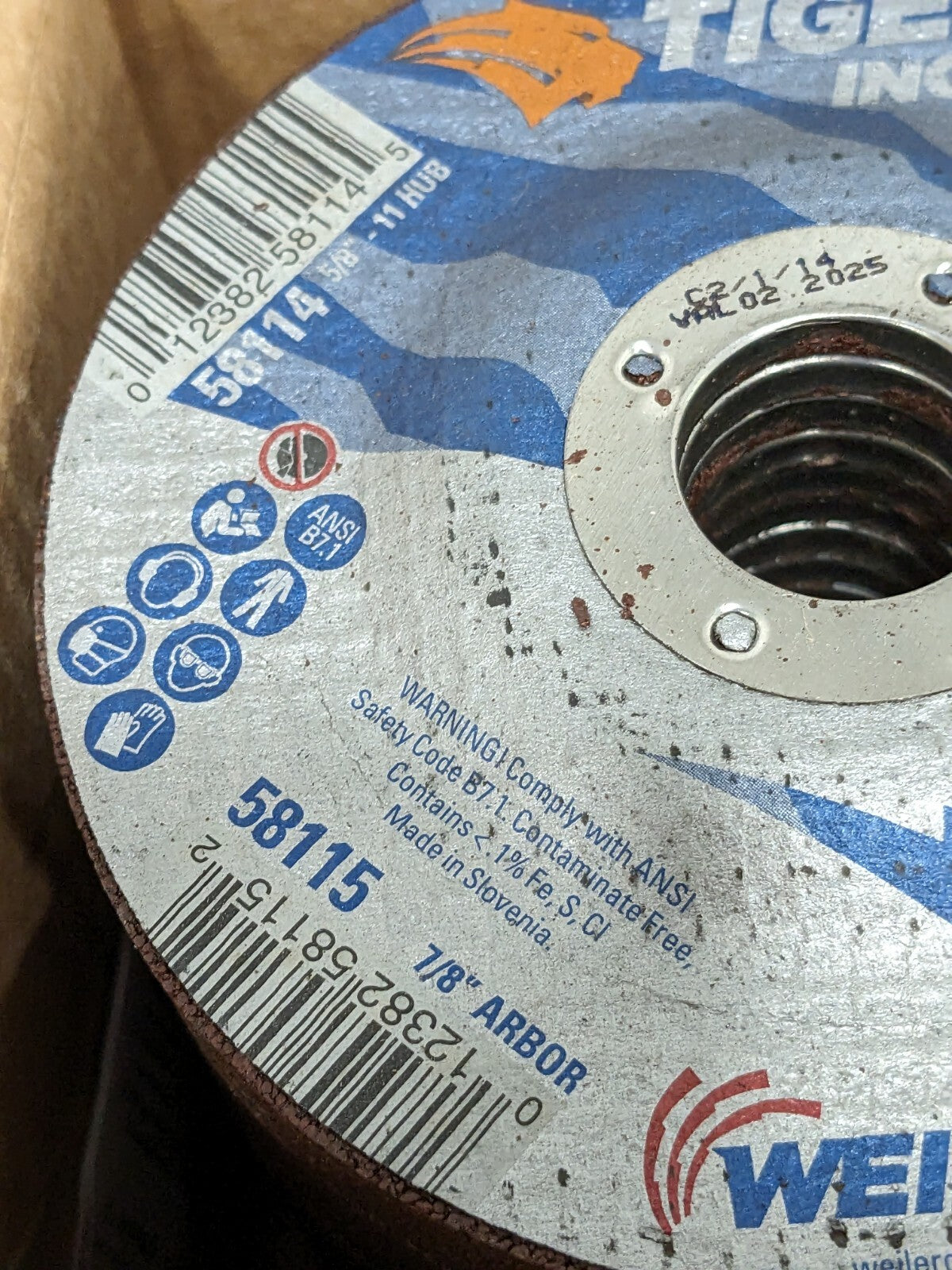 WEILER Depressed-Center Wheel: Type 27, 4-1/2" Dia, 1/8" Thick Qty 25 58115