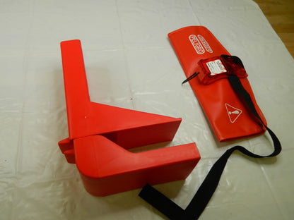 ACCUFORMNMC Pneumatic Lockout: 5/16 Max Shackle Dia CDP1298