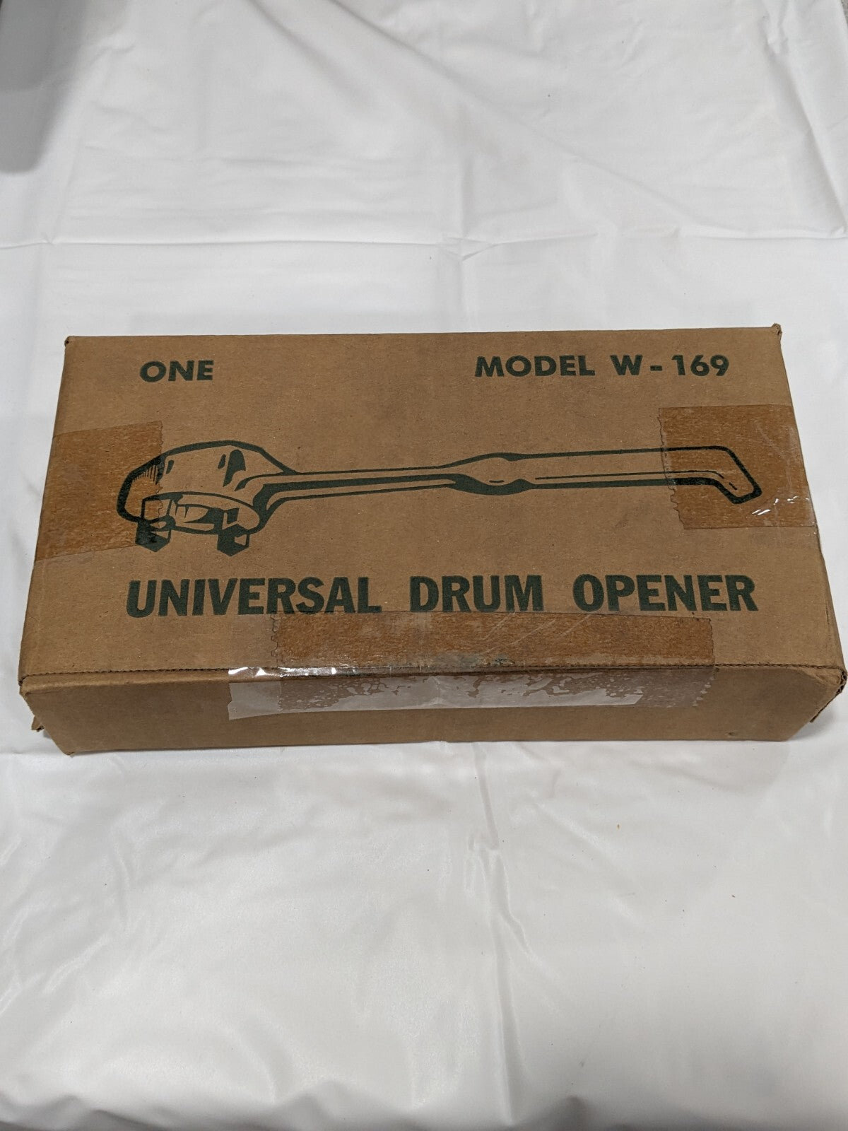 Rieke Universal Drum Opener Wrench, Aluminum for Various 3/4" &amp; 2"