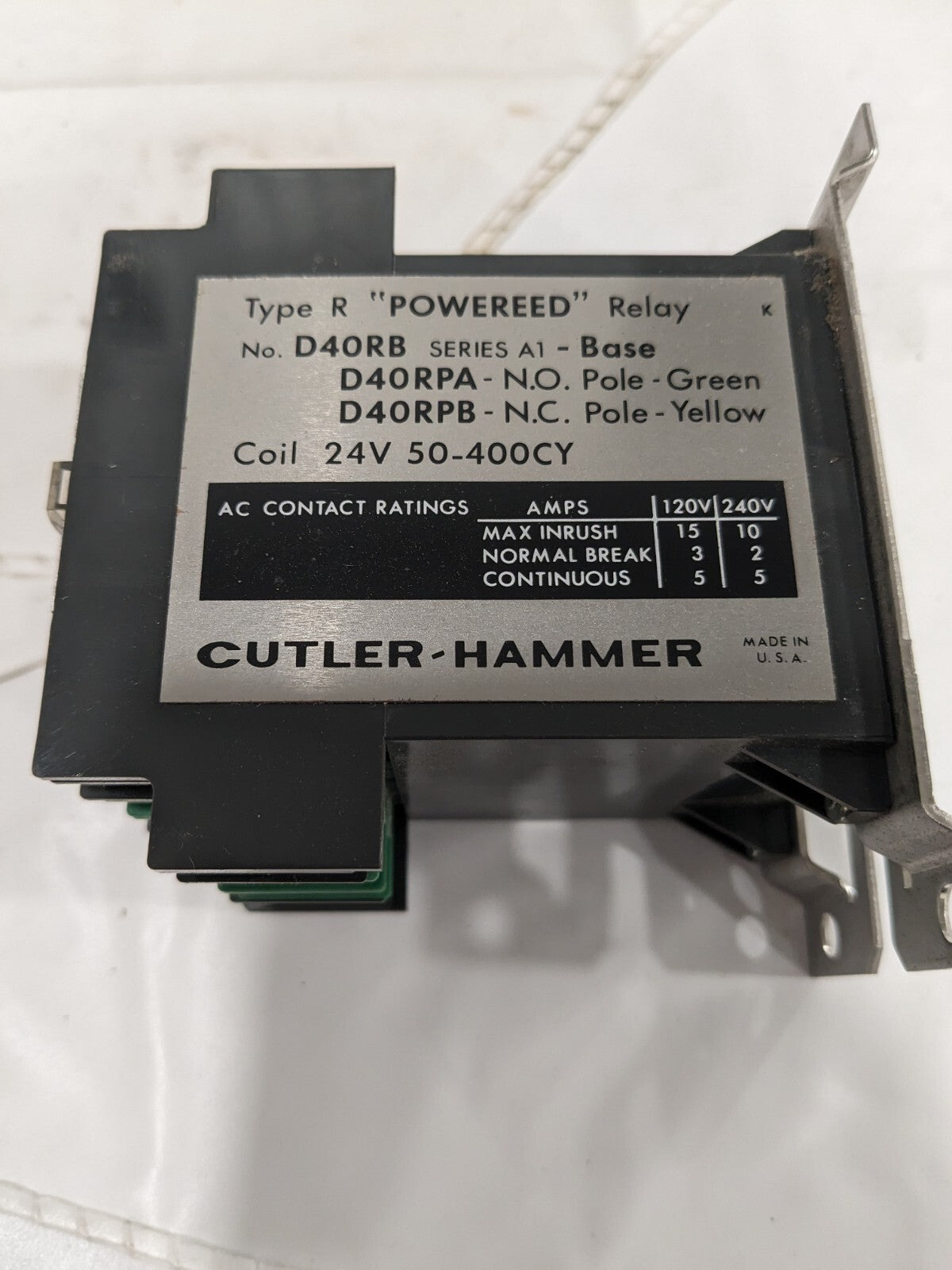Cutler-Hammer Type R "Powerfeed" Relay 24V 50-400CY D40RB