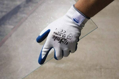 G-Tek Latex Coated Cut Resistant Glove Size S(7) ANSI Cut Lvl 4 Qty 12 19-D813/S