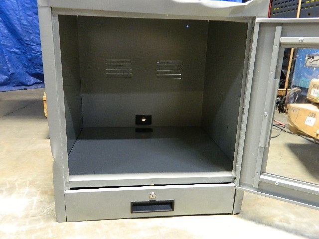 Edsal Cabinet Enclosure 26" x 22" x 21" CRT Computer Monitor #CSC