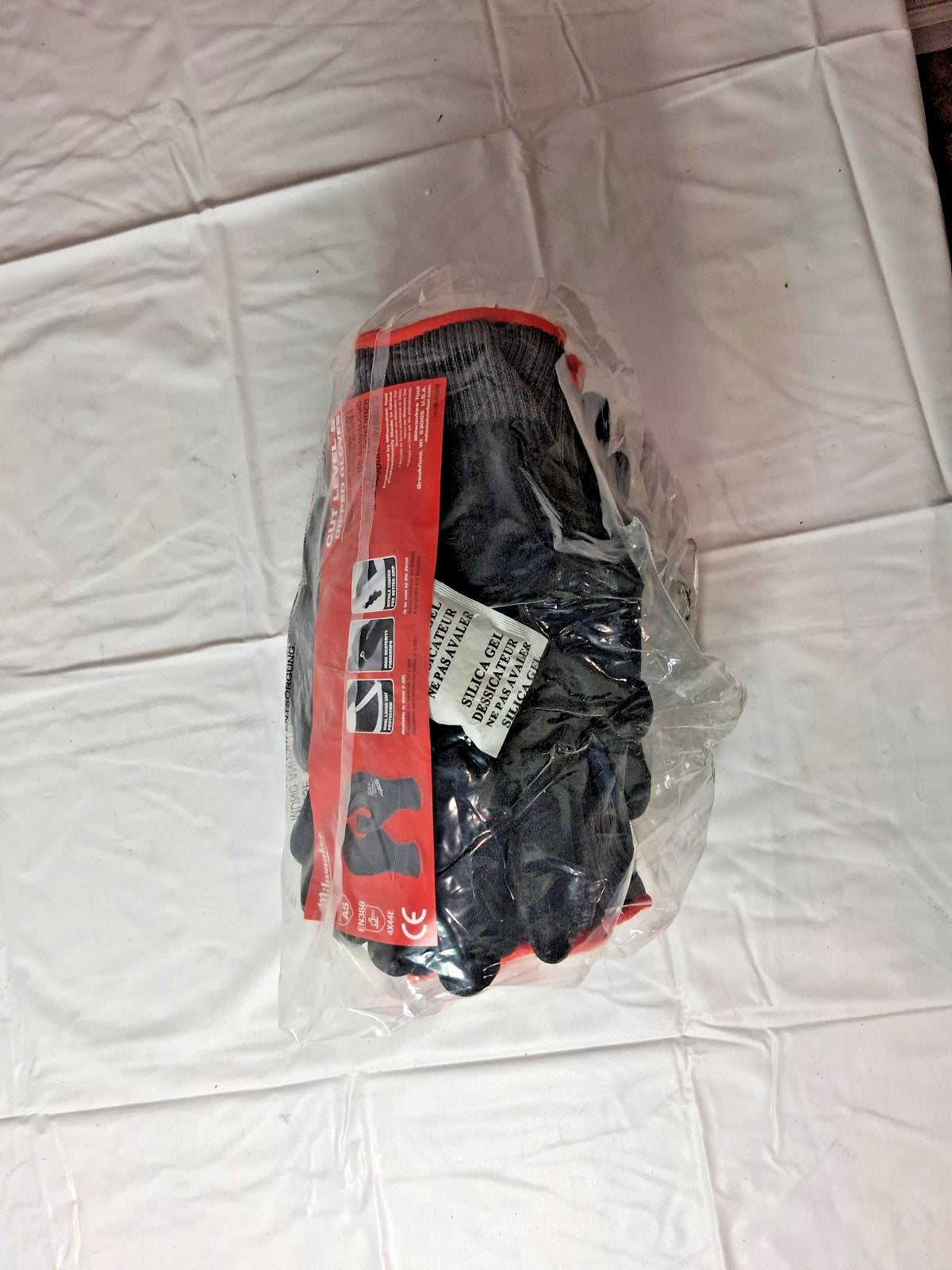 Milwaukee Cut Level 5 Nitrile Dipped Gloves QTY12 pairs 48-22-8951B