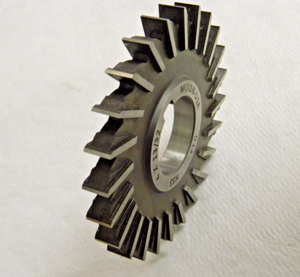 Moon Cutter HSS Side Milling Cutter 4" x 13/32" x 1-1/4" 24 Teeth