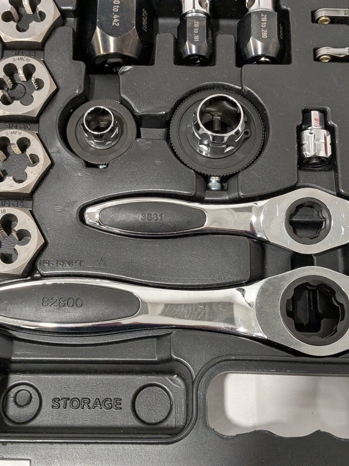 GEARWRENCH 109 Pc. SAE & Metric Ratcheting Tap and Die Set INCOMPLETE 82812