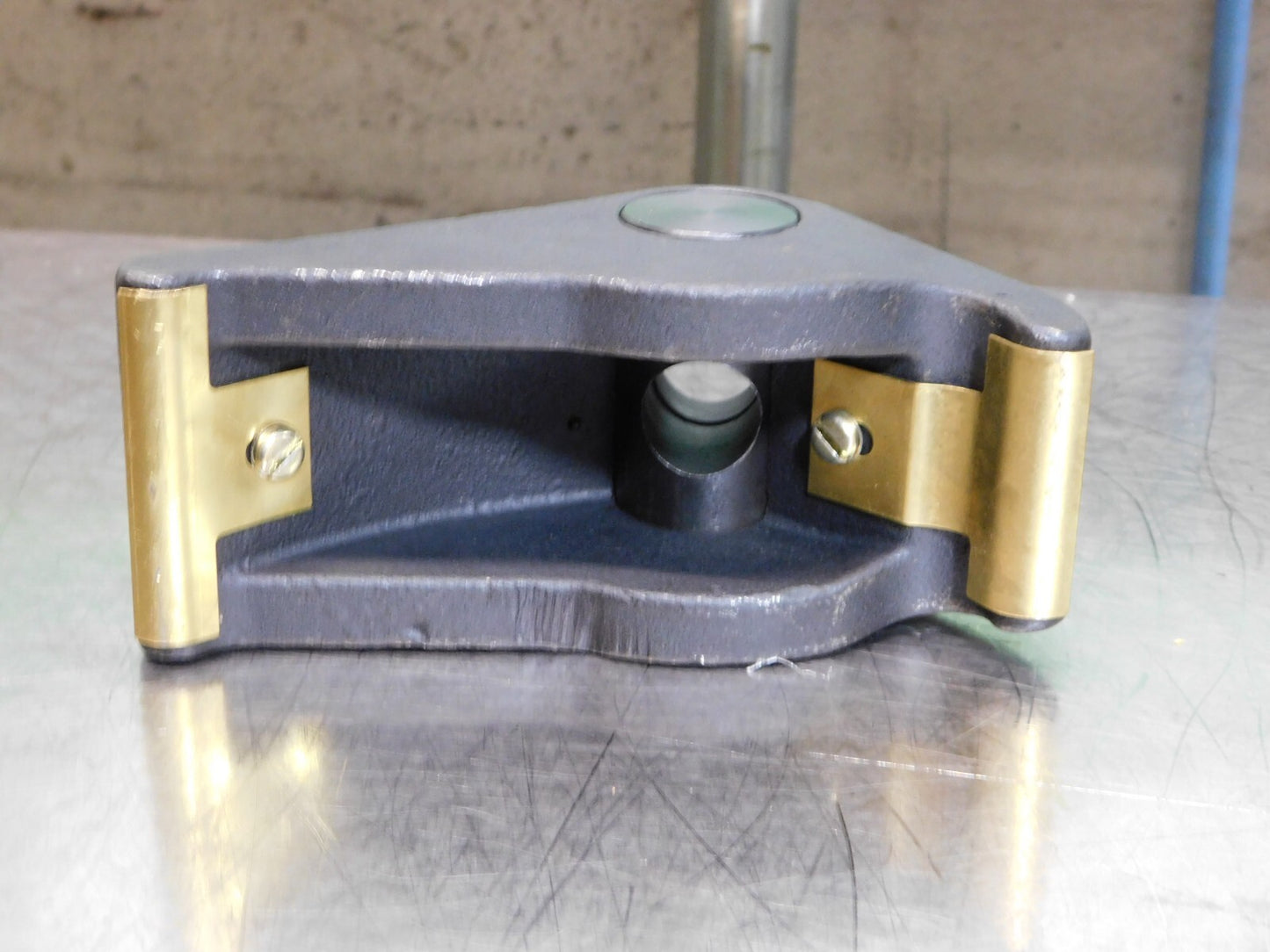 Pro Adjustable & Self-Positioning Strap Clamp 2-5/8" W x 2-1/4" H 400-8046