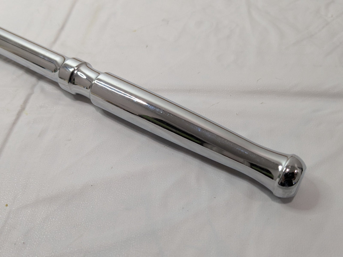Tekton Non-Quick-Release Extra-Long Ratchet 1/2" Dr x 24" OAL SRH01224