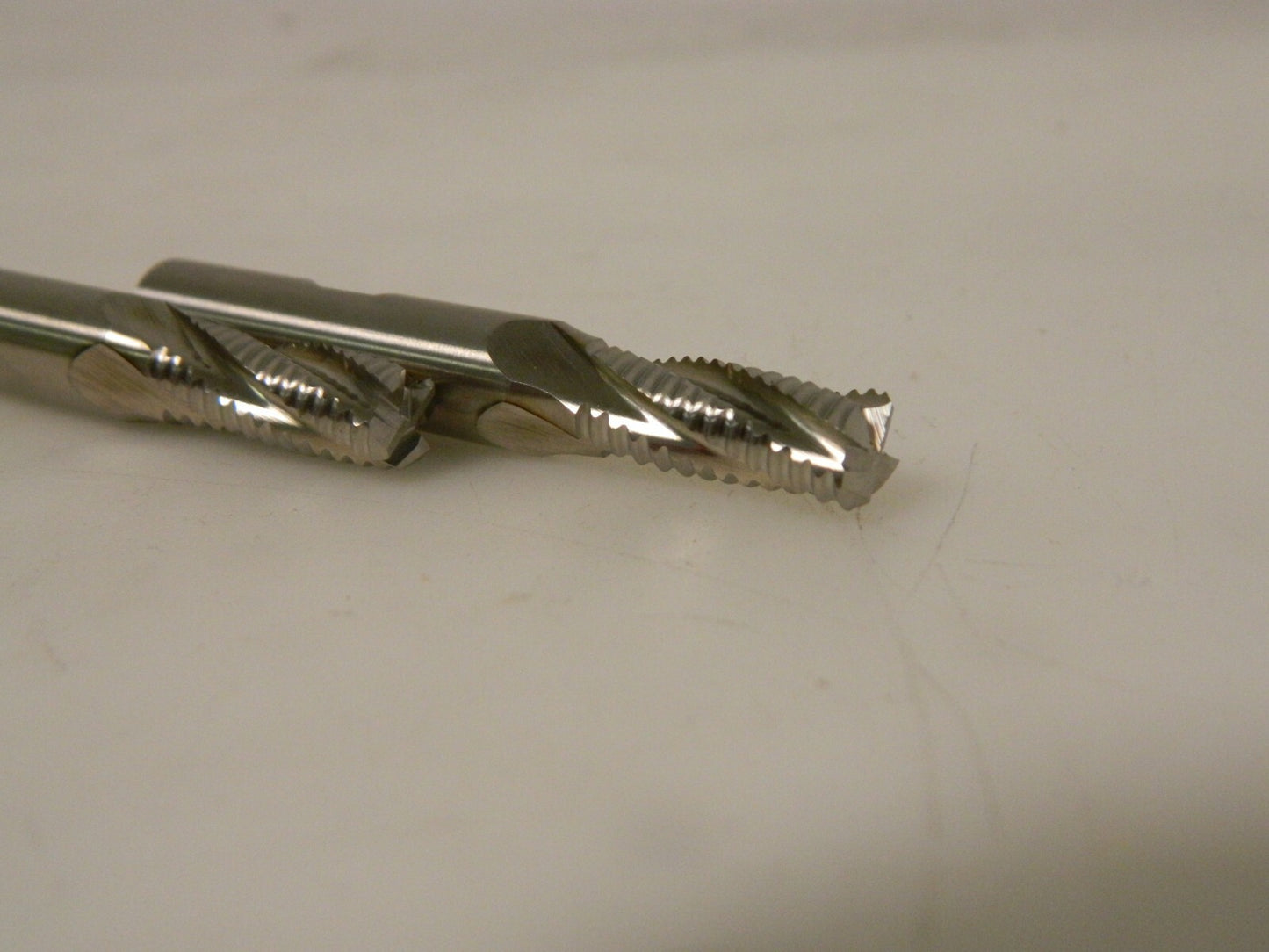 Hertel Cobalt Roughing End Mill 5/16" Dia Coarse 3/4" LOC 3 FL Qty 2 OMC-20010L