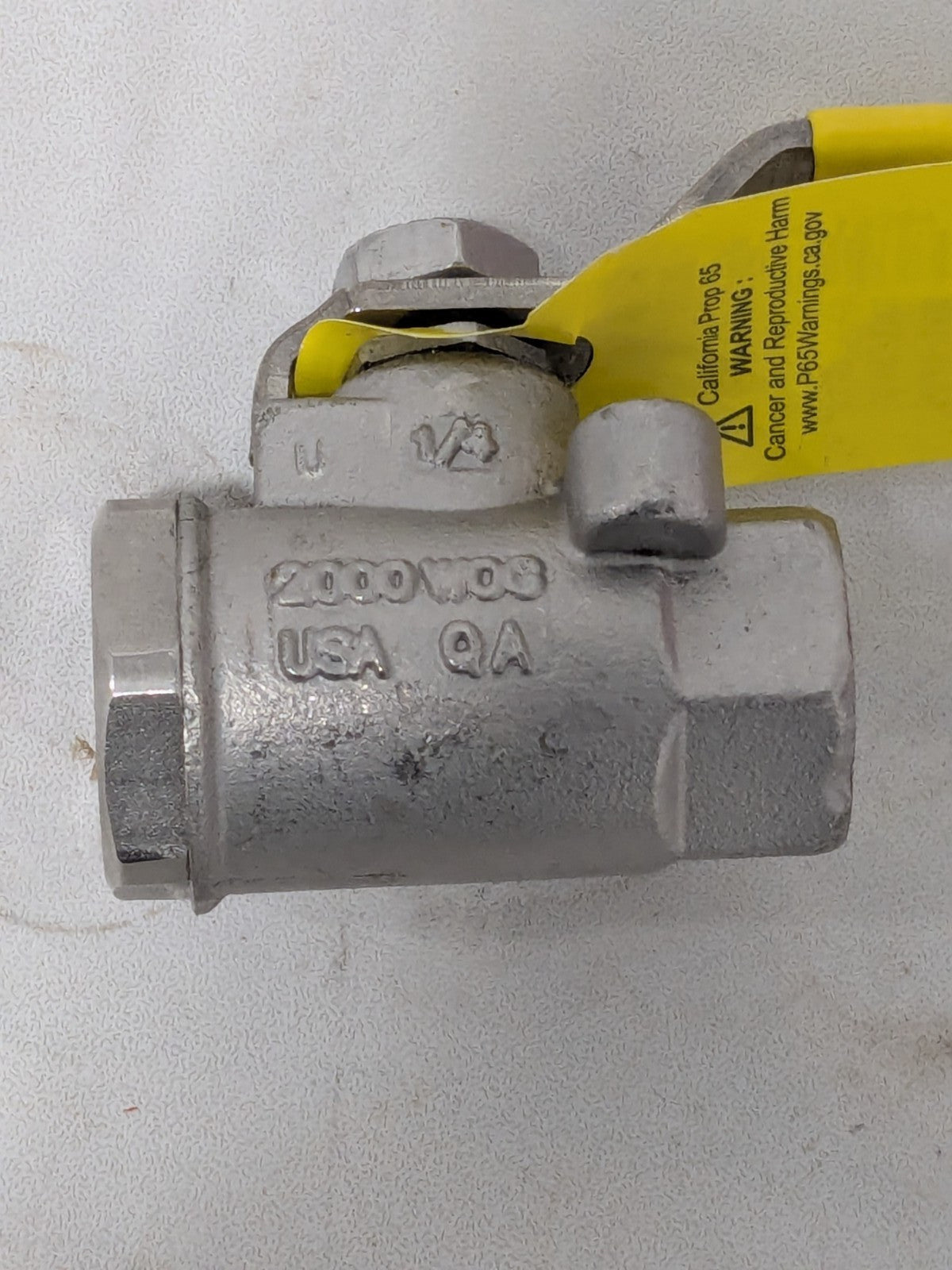Apollo Standard Manual Ball Valve: 1/4" Pipe FNPT x FNPT 76-101-01A