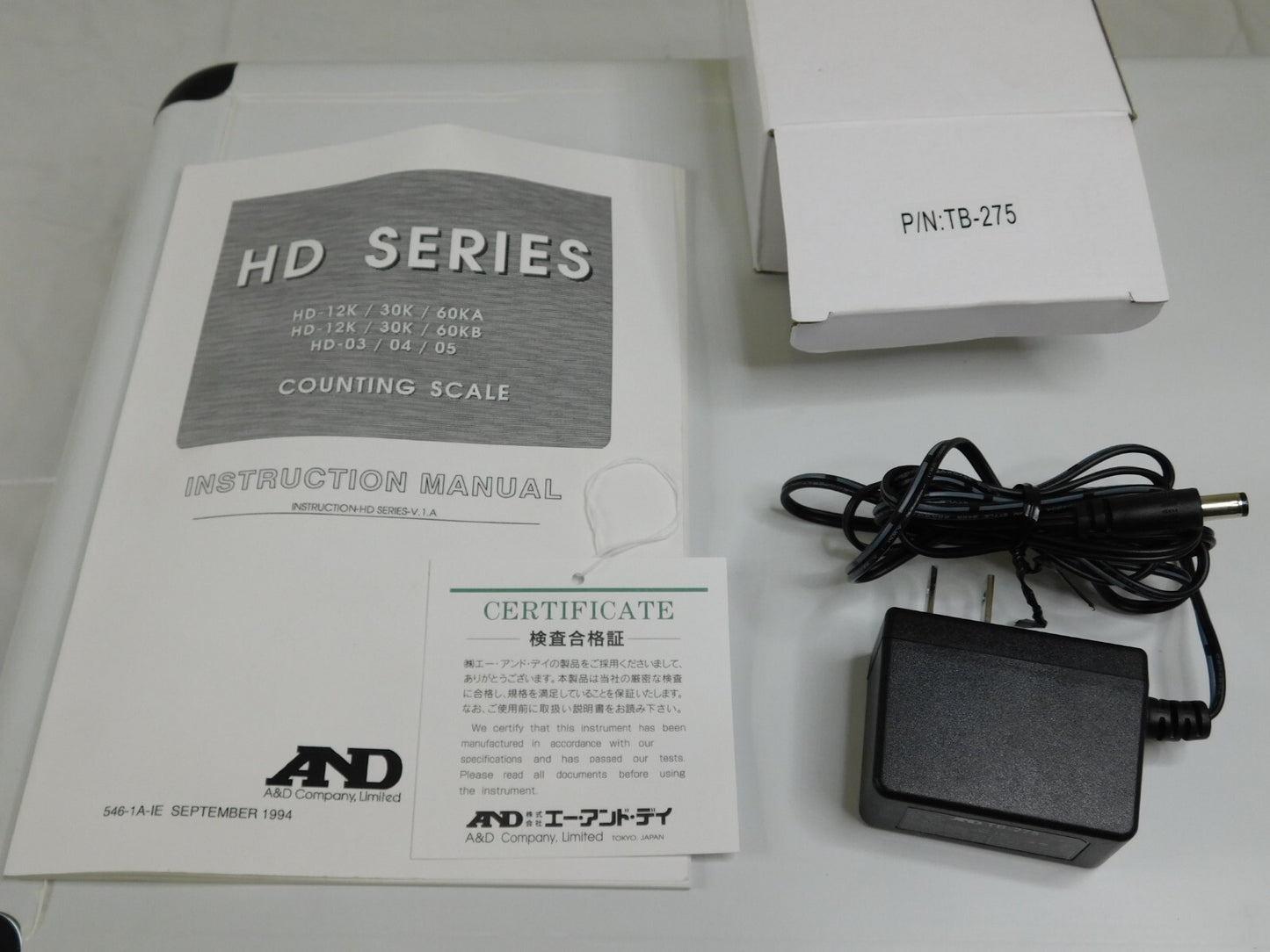 A&D Counting Scale 60lb x 0.01lb w/Dual Display & 10-Digit Keypad HD-30KB
