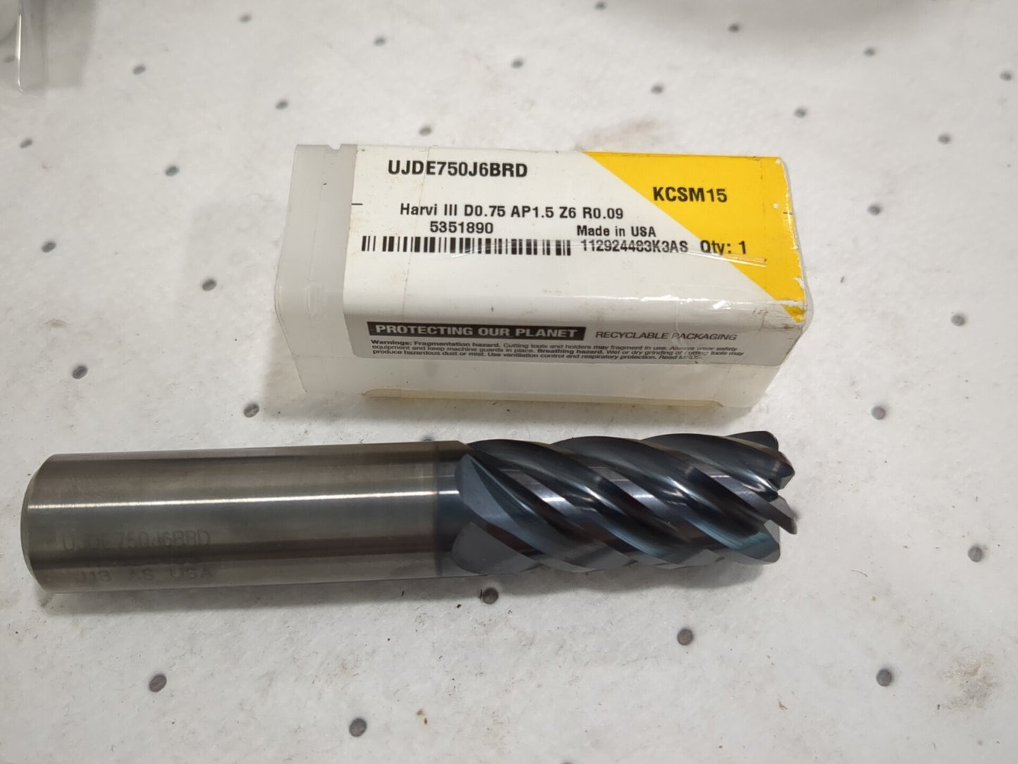 KENNAMETAL Corner Radius End Mill 3/4"Dia 6FL Solid Carbide 4"OAL 5351890
