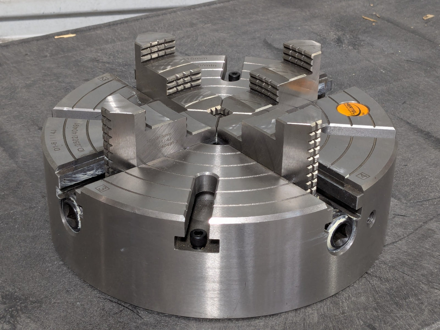 Hertel Manual Independent 4-Jaw Lathe Chuck 12" Diameter D1-6 Mount 1-322-1206