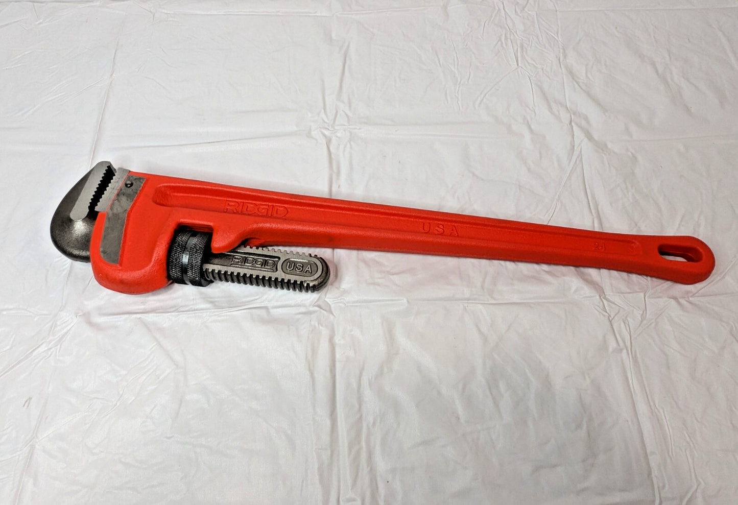 Ridgid 24" Heavy-Duty Straight Pipe Wrench 31030