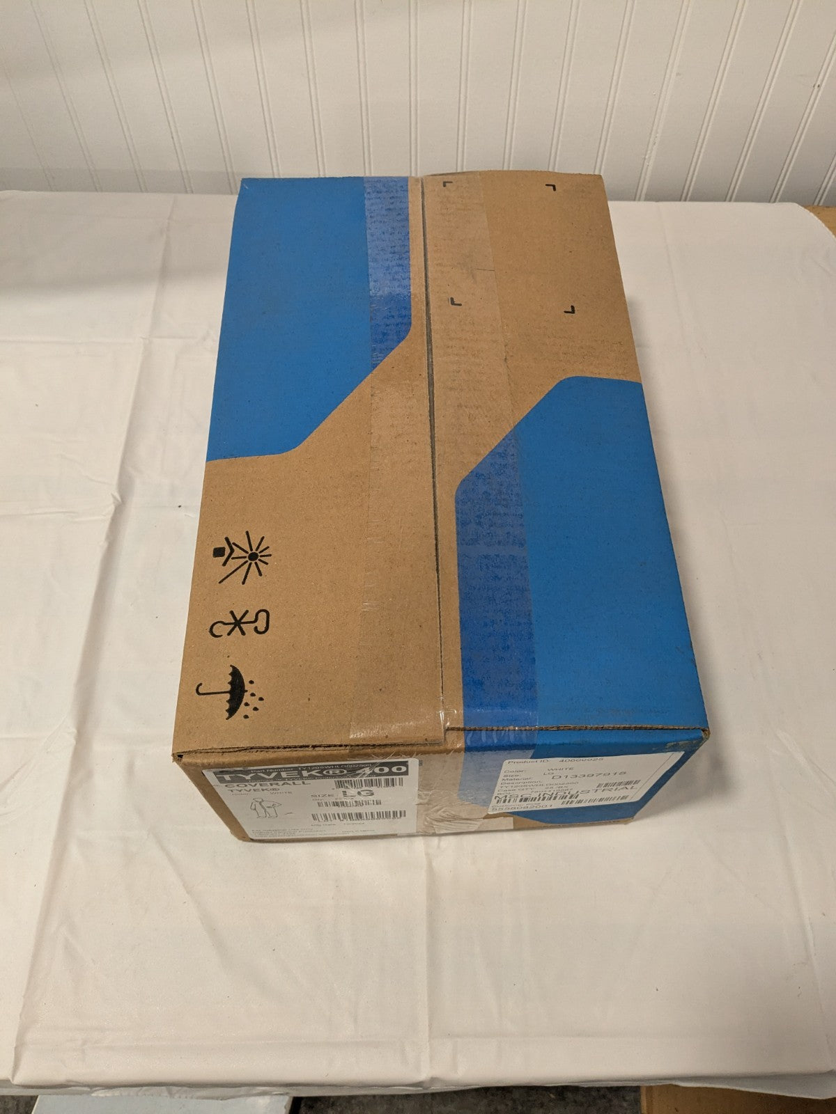 DUPONT  Disposable Coveralls Particle Protection  Sz L  Qty 25  TY120SWHLG002500
