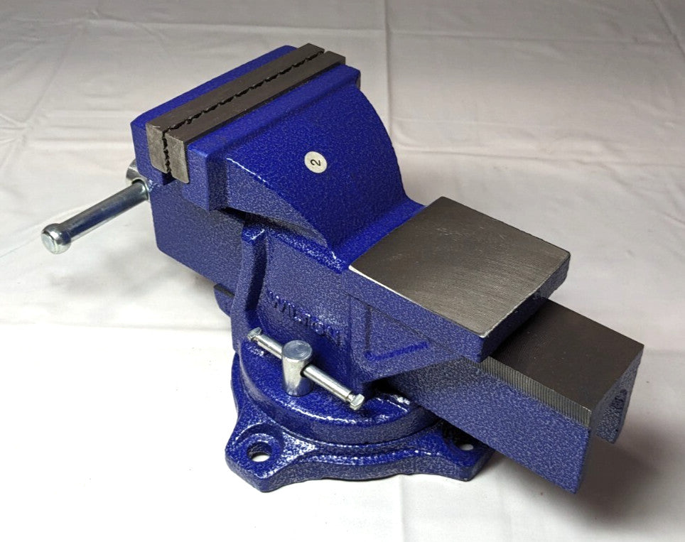 WILTON  4" Bench Vise   4" Jaw Width & Opening  11104