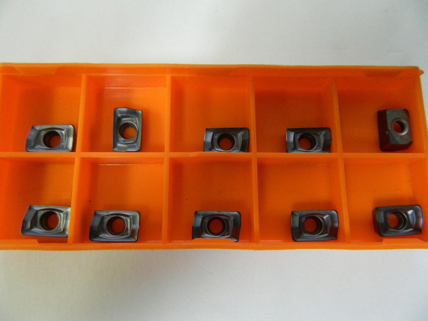 Hertel 10APHT P30 Grade HP2400M Carbide Milling Insert QTY 10 39254701
