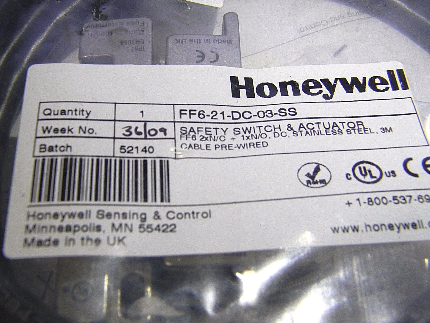 Honeywell Non-Contact Safety Limit Switch WITH Actuator 30VDC 1A NO/2NC