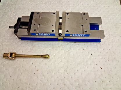 Kurt Self-Centering Vise 8.0000" Max Jaw Opening SCD640
